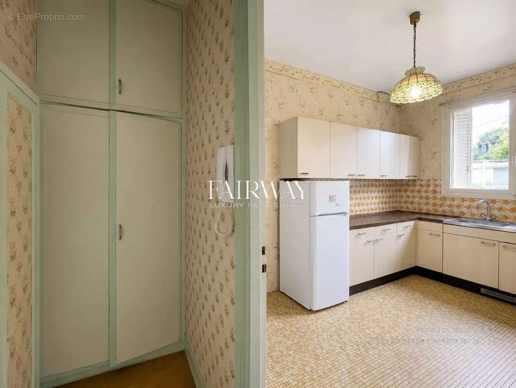 Appartement familial avec jardin privatif de 200 m² , secteur Pasteur - photo 9