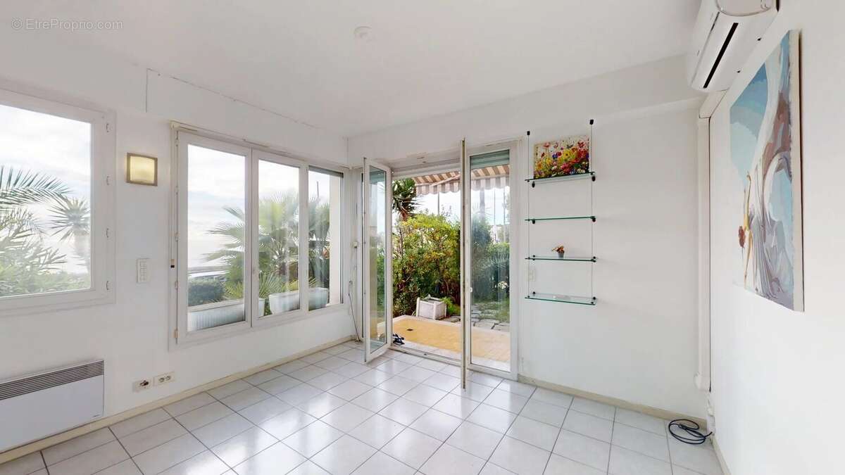 Appartement à MENTON