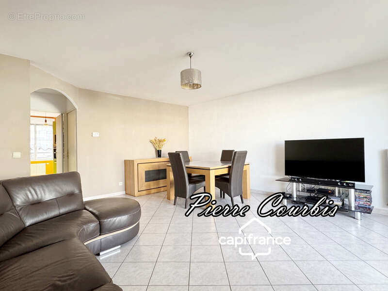 Appartement 4 pièces BRON FORT avec BALCON A VIVRE - photo 2