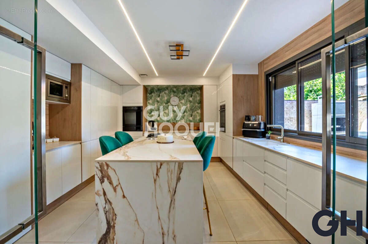 Maison à VILLEURBANNE