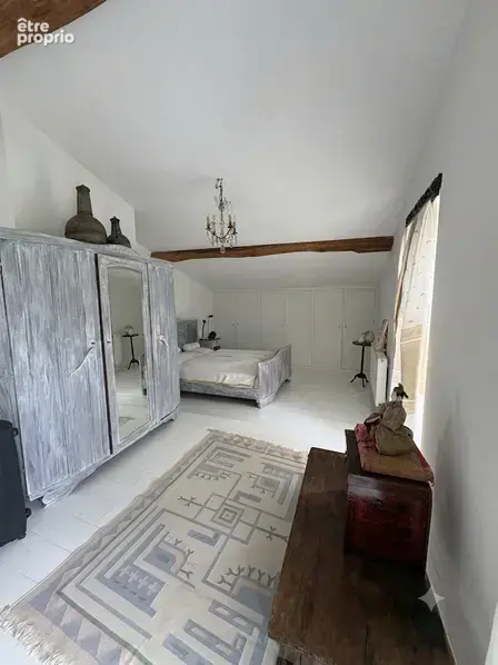 Superbe bâtisse du 17e sur 5,6 hect, piscine, dépendances, parc, bois et terres - photo 14