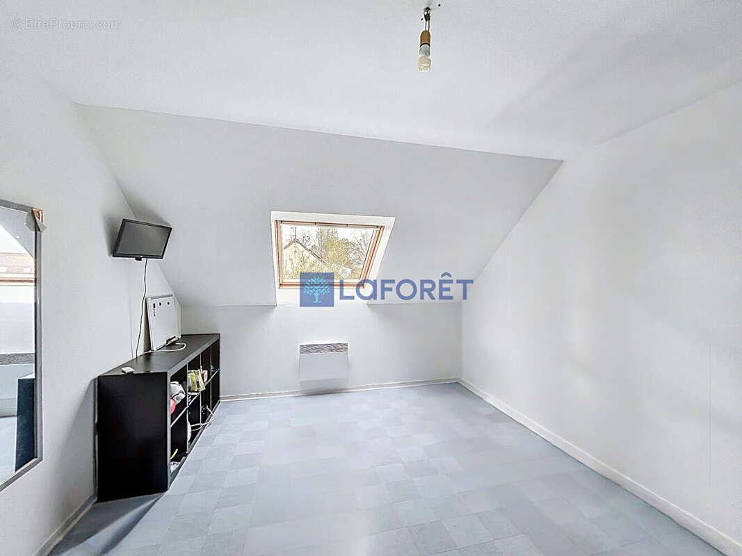 Maison à SAINT-PIERRE-DU-PERRAY