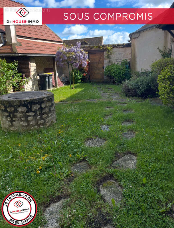 Maison à GIRONVILLE