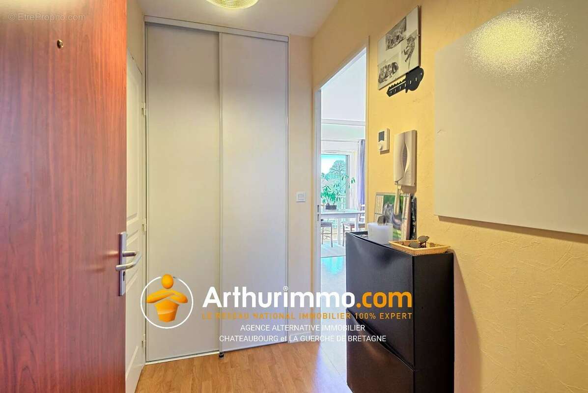 Appartement à SAINT-DOMINEUC