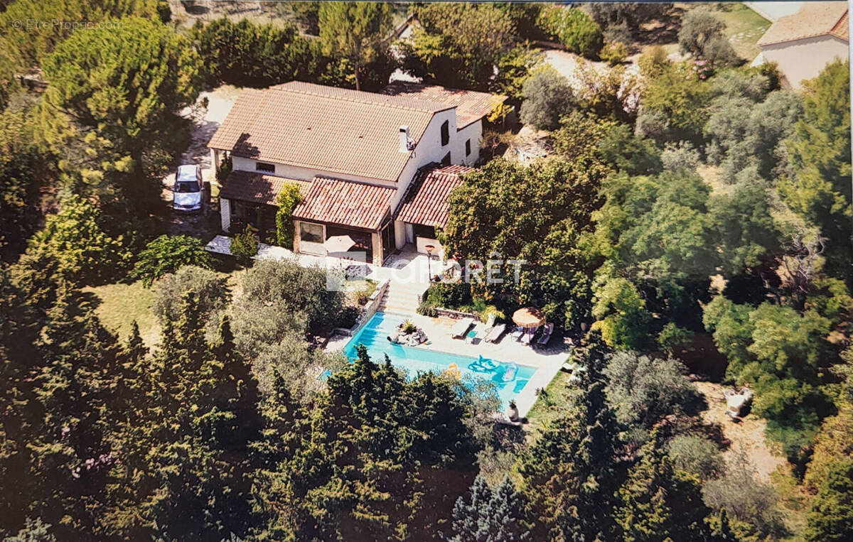 Maison à CAUMONT-SUR-DURANCE