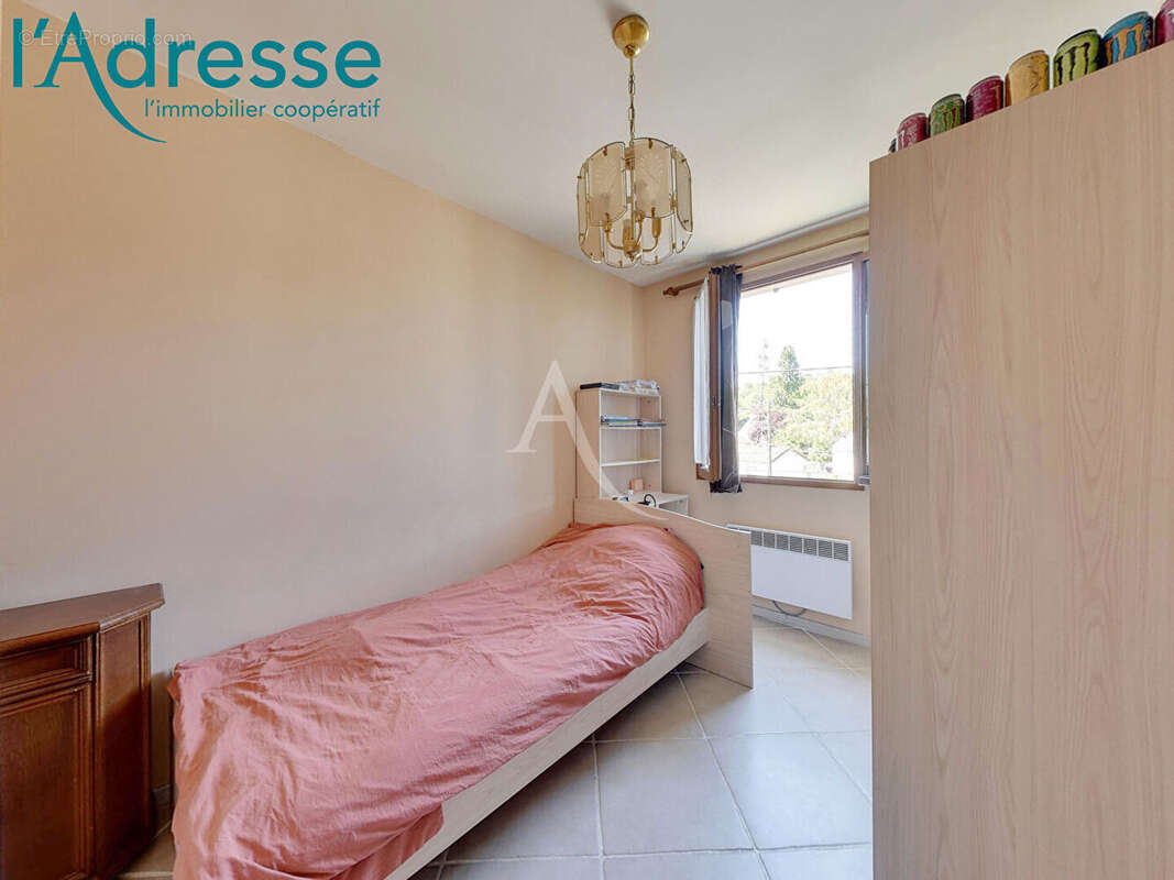 Maison Neuilly Sur Marne 6 pièces DE 140M²  !!! - photo 15