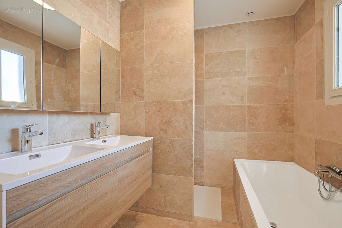 Maison à LA SEYNE-SUR-MER