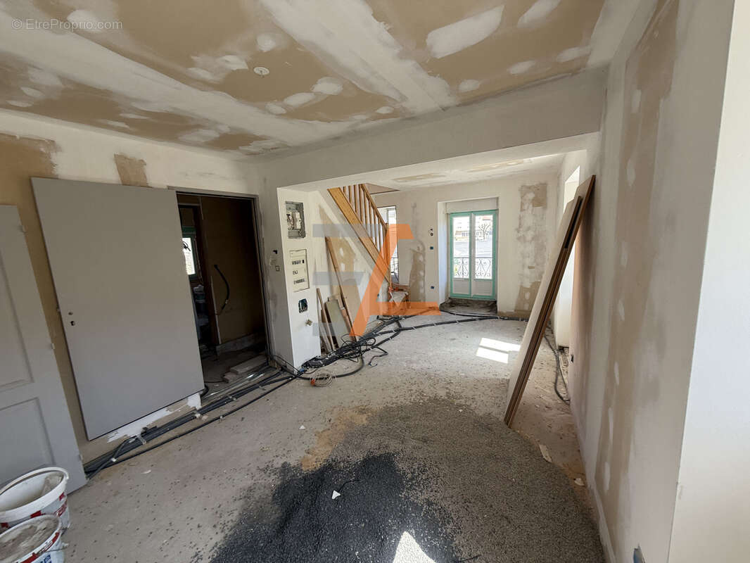 Appartement à LAUSSONNE