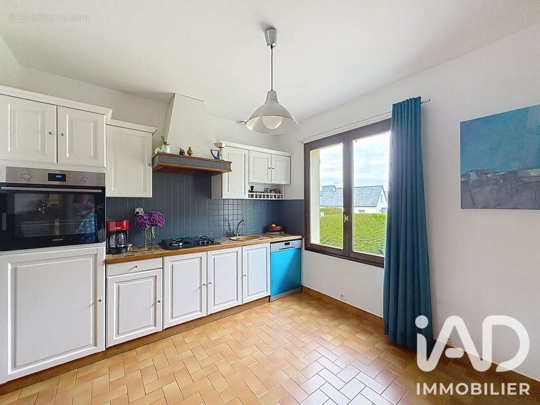 Maison 99 m² à Saint-Cast-Le-Guildo  - photo 2