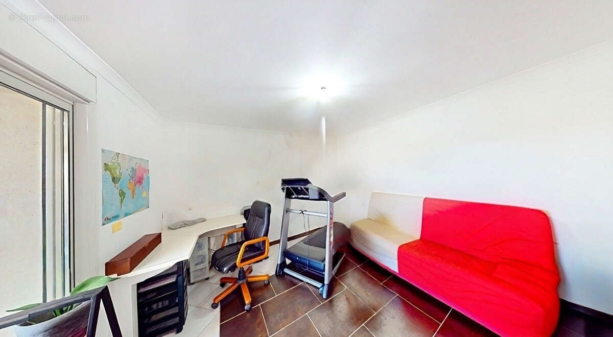 Sommières   Appartement d’exception avec terrasse, jardin et garage de 100 m2 - photo 7