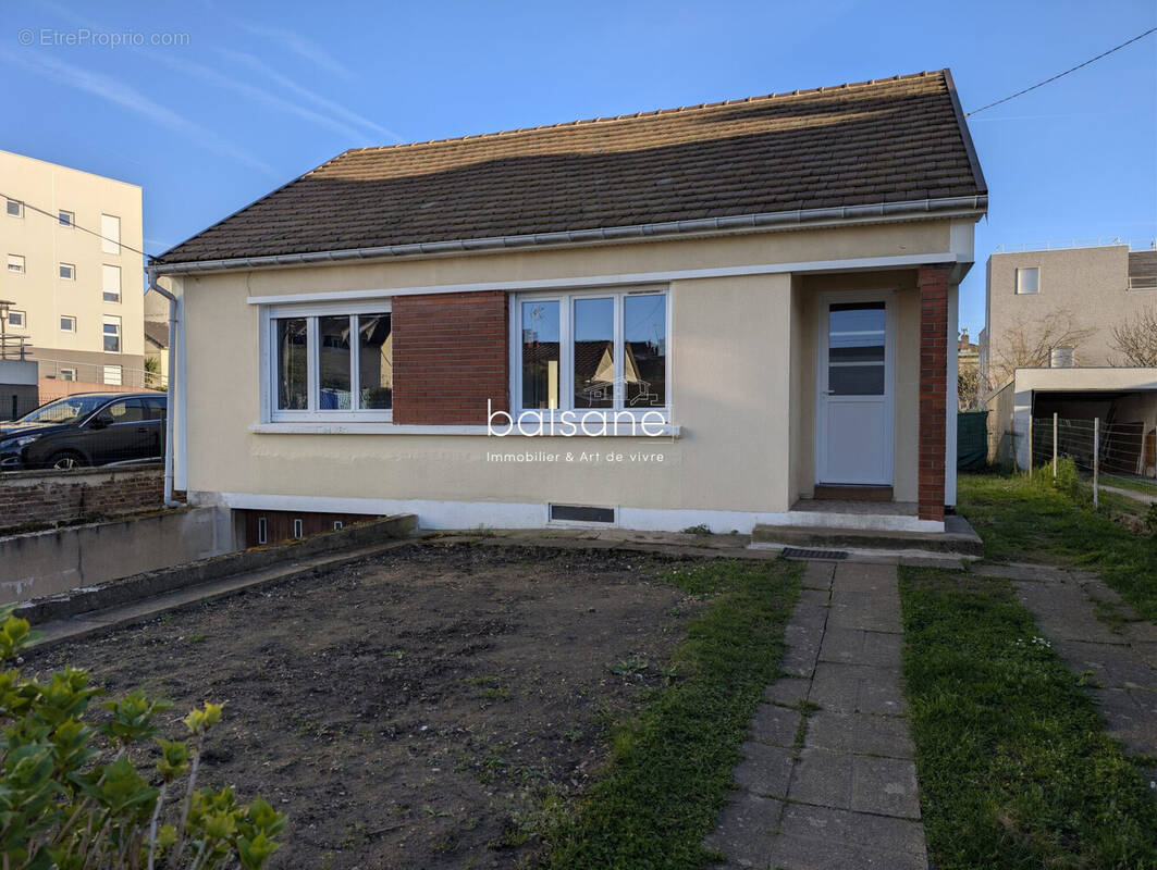 Maison à SOTTEVILLE-LES-ROUEN
