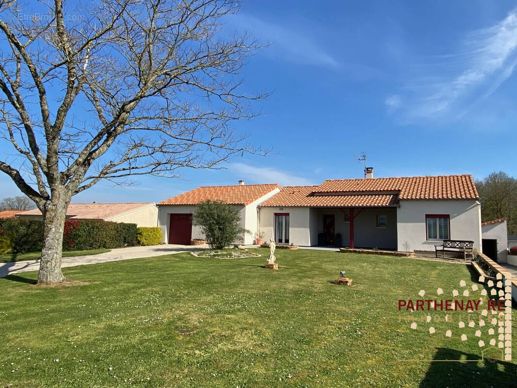 Maison à SAINT-PARDOUX