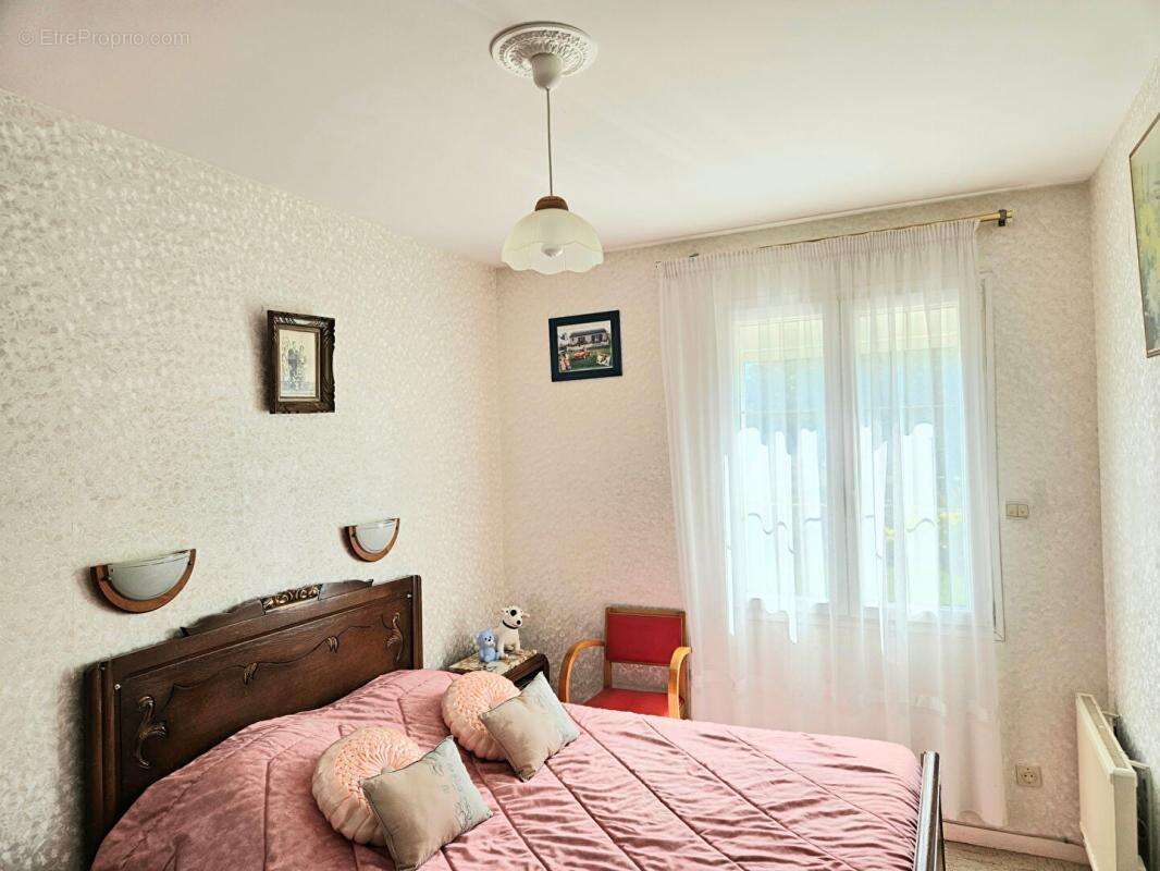 VENDU PAR L'AGENCE - Cuigy En Bray - Maison de plain pied de 72 m2 - 2 chambres - sous-sol total sur 1.400 m2 de terrain plat - photo 10