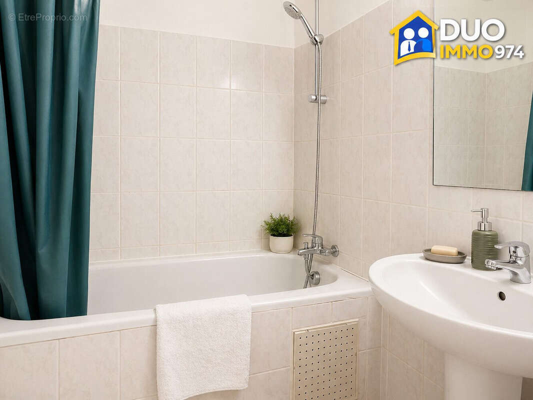 Appartement à BRAS-PANON