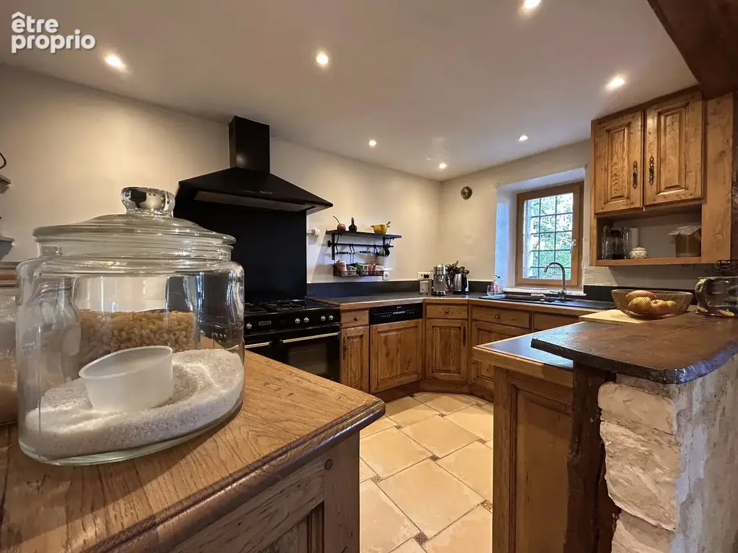 5' Aurignac, ferme rénovée sur 6859m² de terrain - photo 4