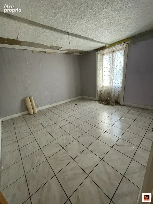 Maison 9 pièces 180 m² à vendre à Saint-Remy-Sur-Durolle (63550) - photo 4