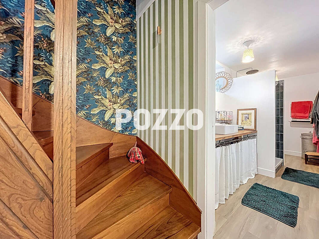 Maison à LINGREVILLE