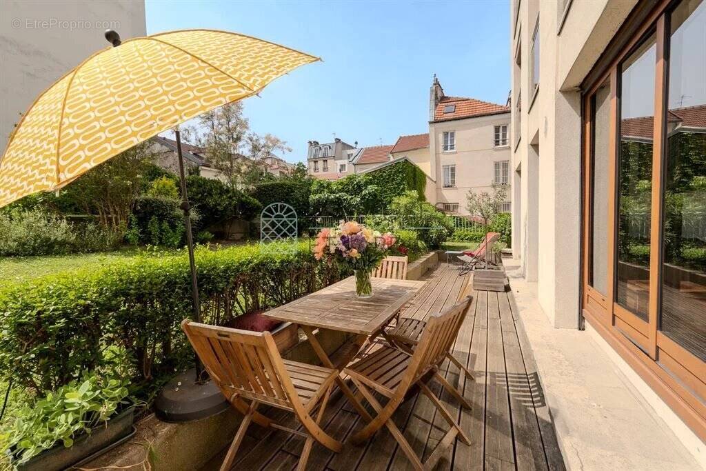 Appartement à PARIS-11E