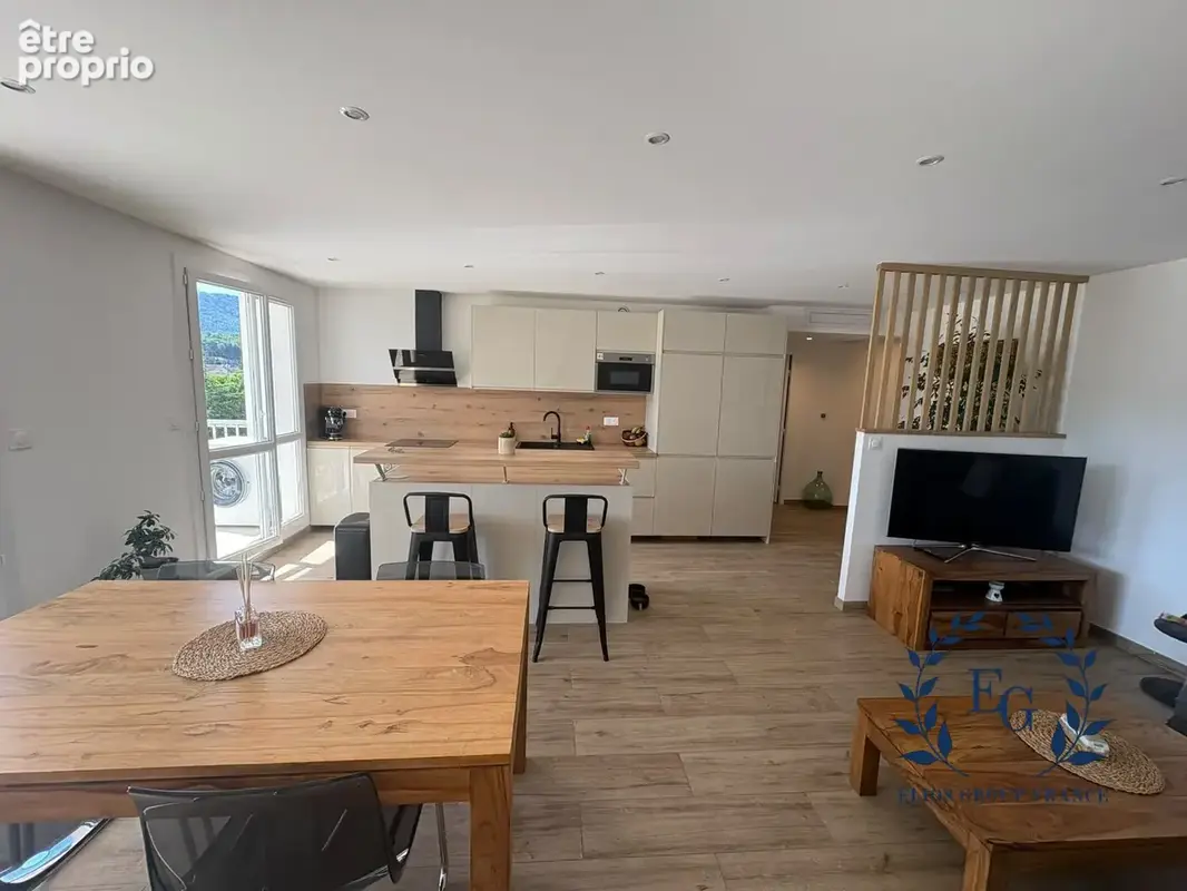 Appartement 4 pièces 76 m² à vendre à Aubagne (13400) - photo 7