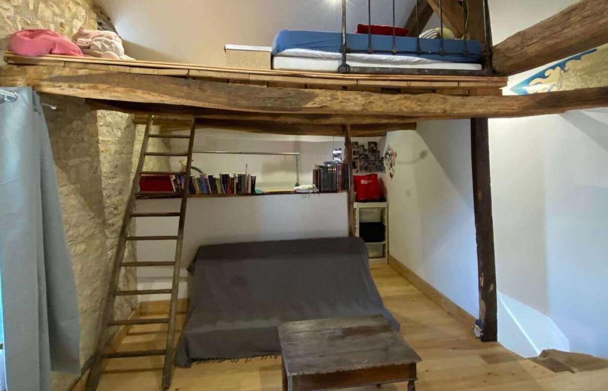 Maison à VENTOUSE