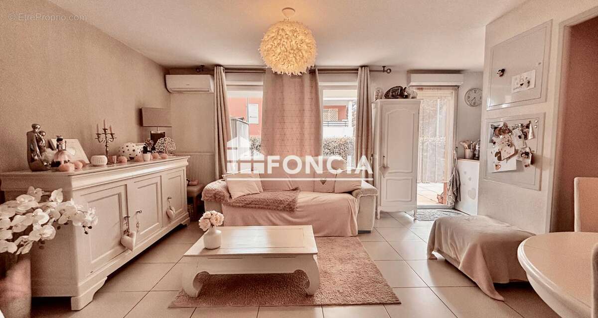 Appartement à FREJUS