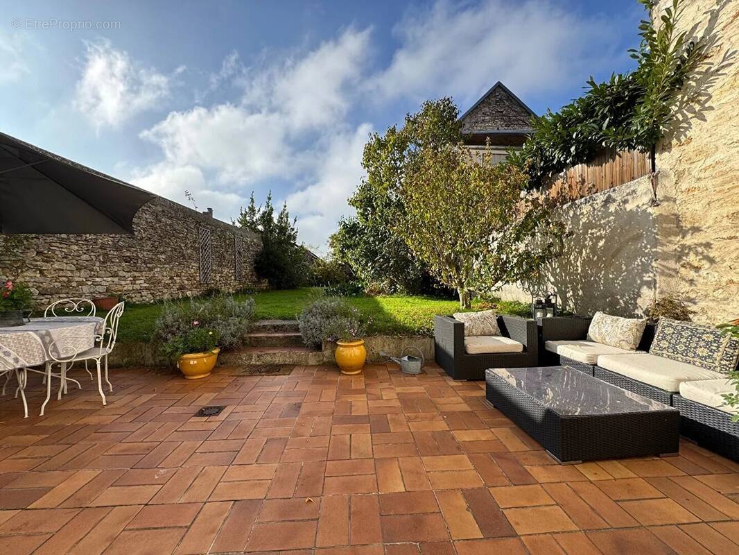 Maison à FEUCHEROLLES