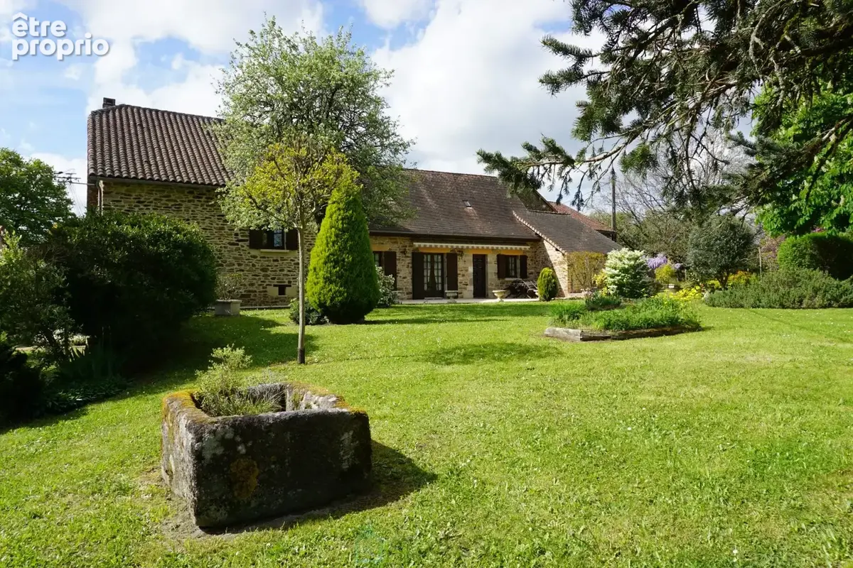 Charmant corps de ferme situé au coeur du paisible et pittoresque paysage du Périgord Vert. - photo 3