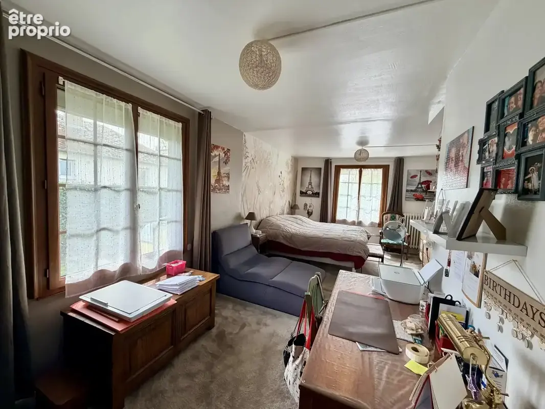 Grande maison dans Bernay - 5-6 chambres - plus de 200m2 d'espace - sous-sol/carport - 808m2 - photo 7