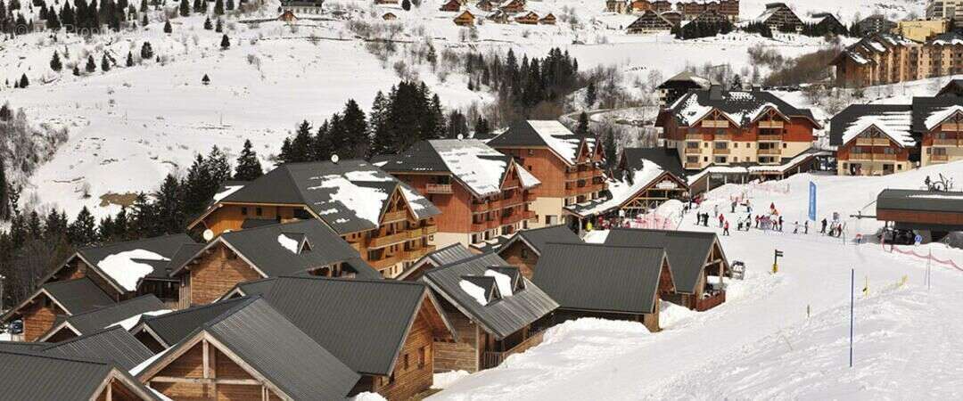 Appartement à SAINT-FRANCOIS-LONGCHAMP