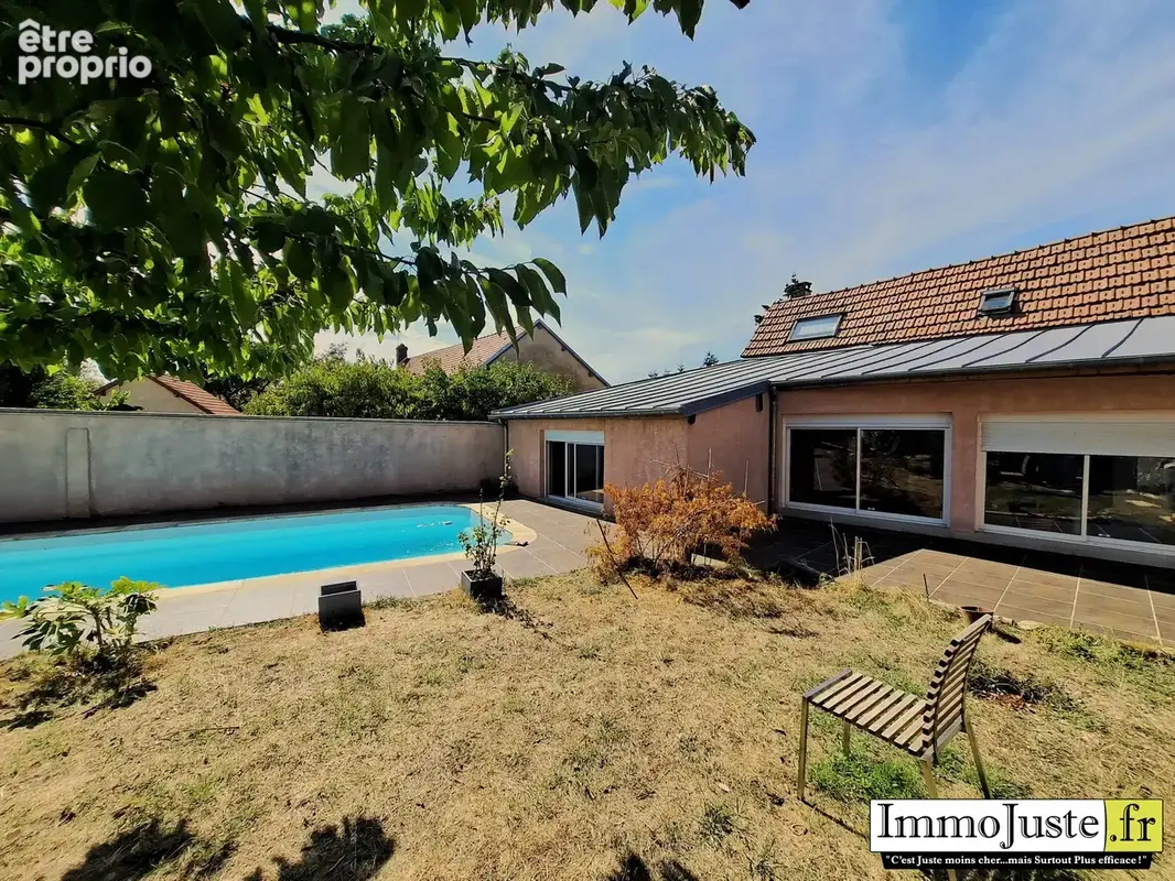 Maison 5 pièces 120 m² à vendre à Nogent-Le-Roi (28210) - photo 3