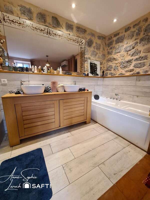 Photo 7 - Maison à LABEAUME