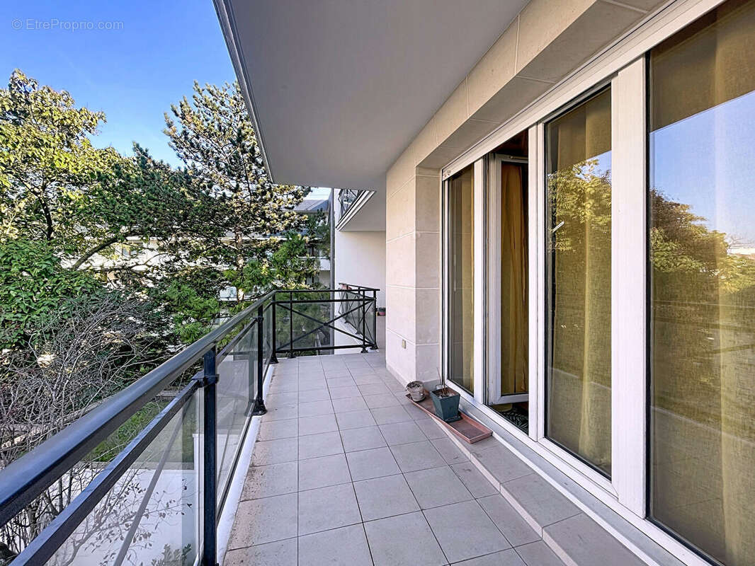 Appartement à CHATILLON