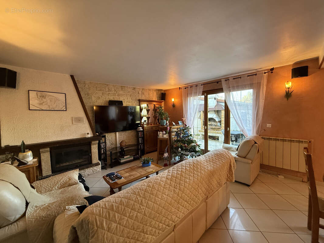 Maison à LE BLANC-MESNIL