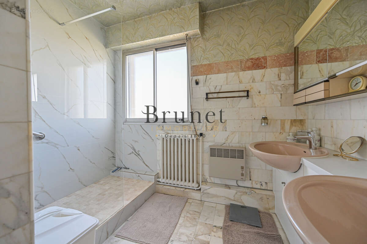 Appartement à SAINT-MAUR-DES-FOSSES