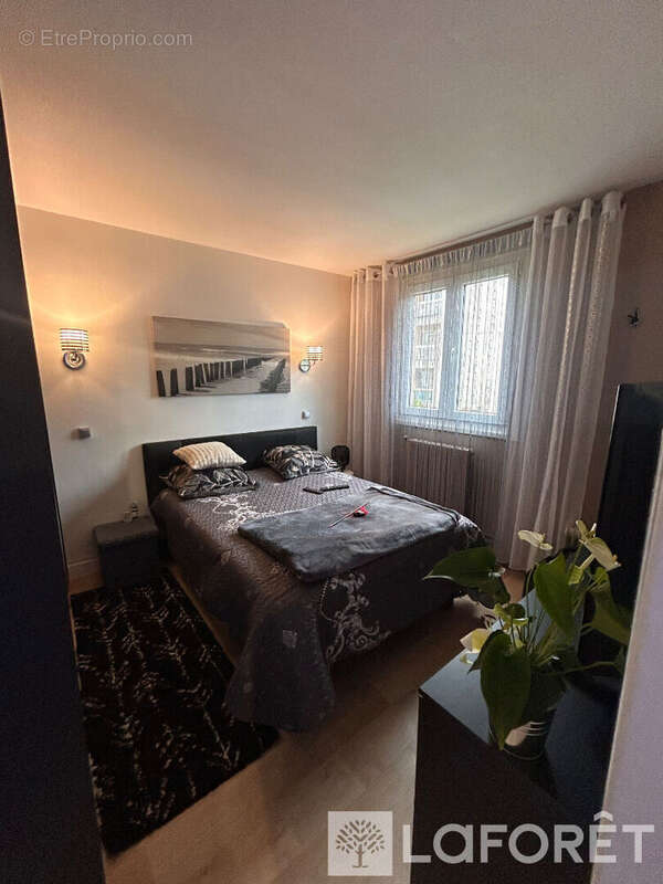 Appartement à LIVRY-GARGAN
