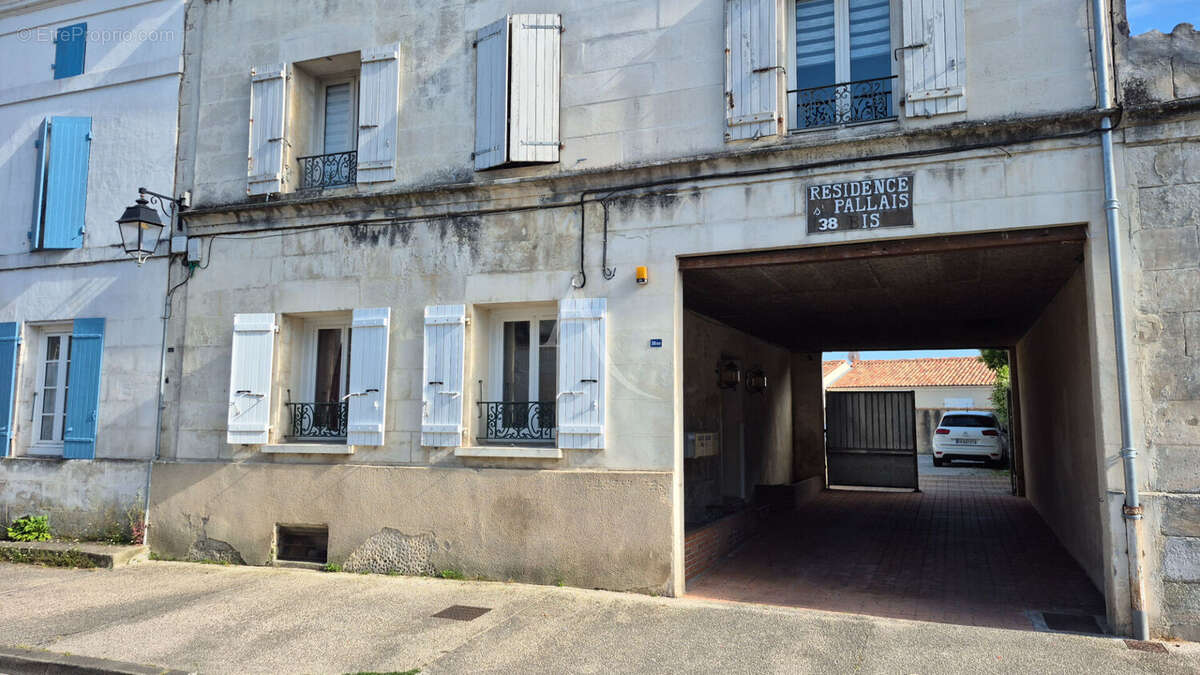 Appartement Saintes 2 pièces - photo 2