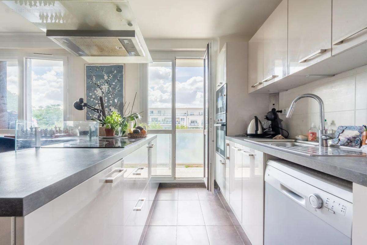Appartement à SAINT-MAUR-DES-FOSSES