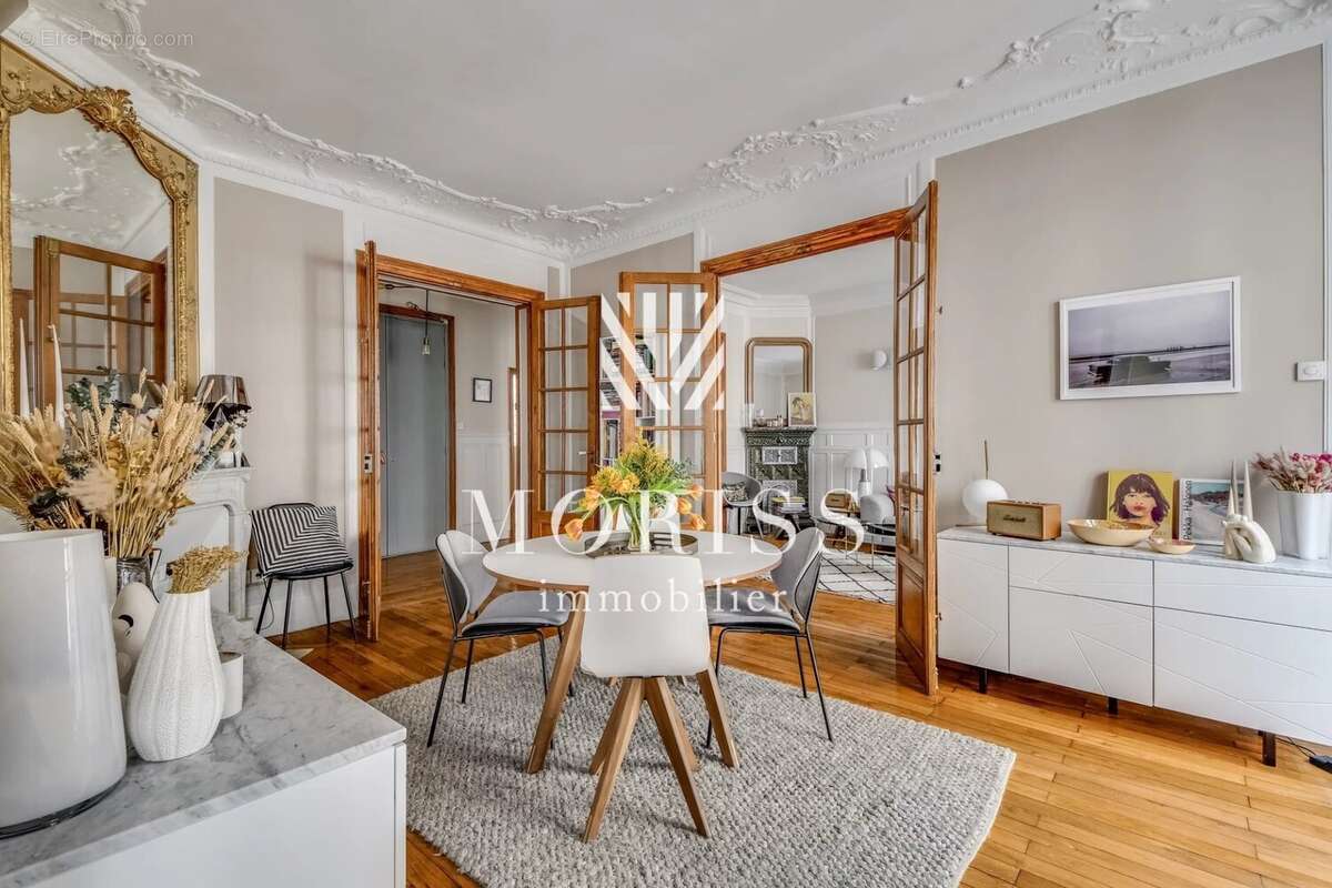 Appartement à PARIS-17E