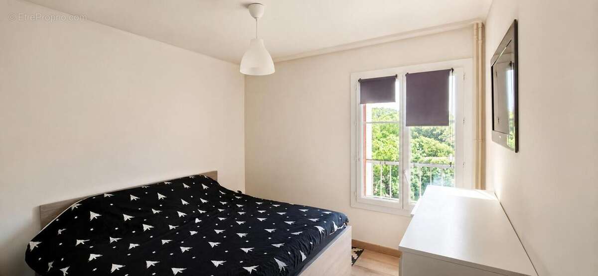 Toulon est - la palasse - t2 renove avec balcon et cave - photo 4