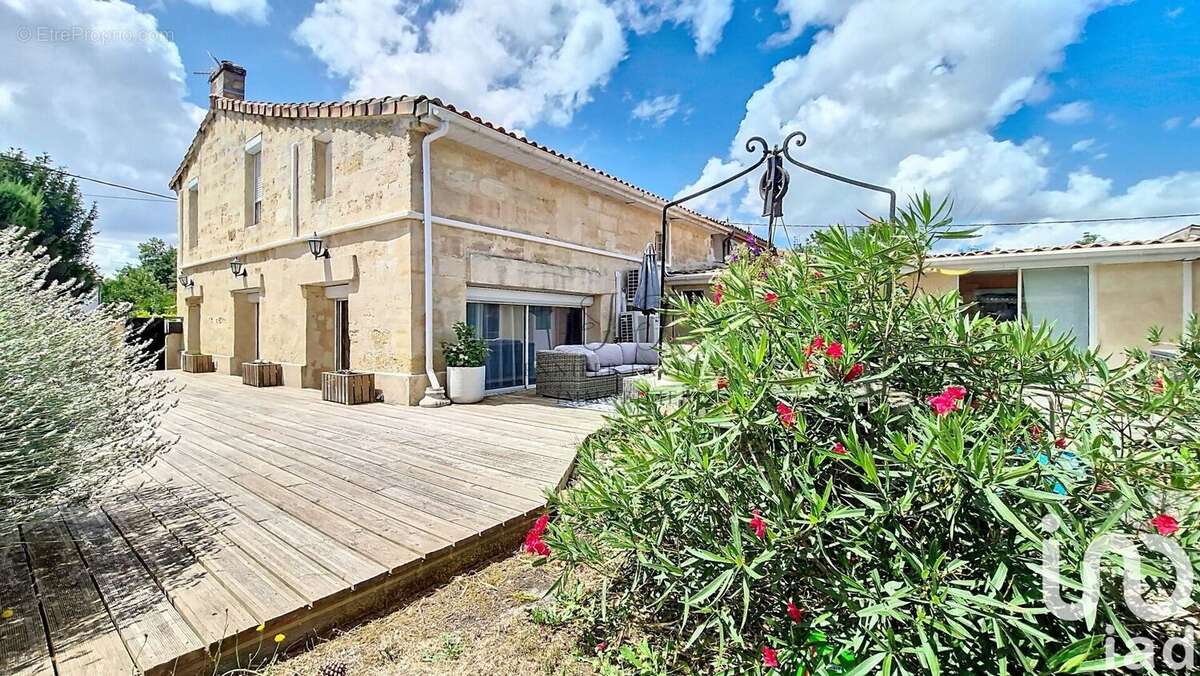 Photo 2 - Maison à AMBARES-ET-LAGRAVE