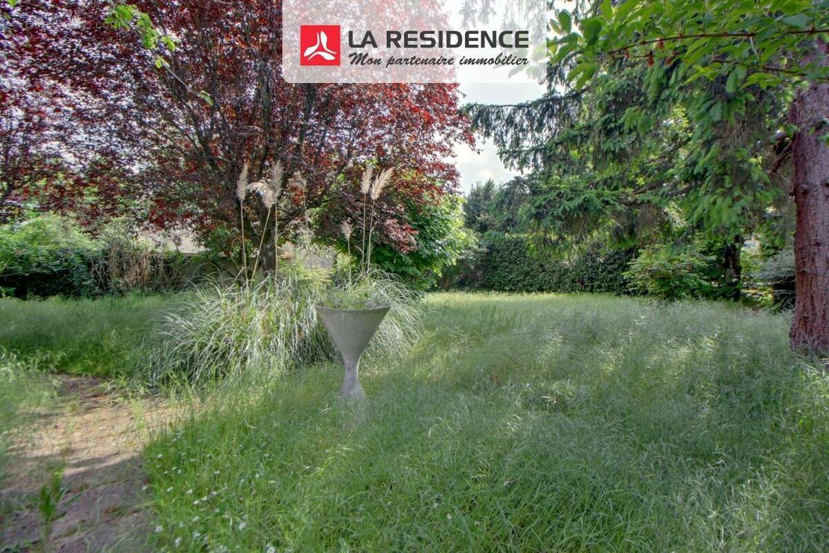 Maison à VERNEUIL-SUR-SEINE