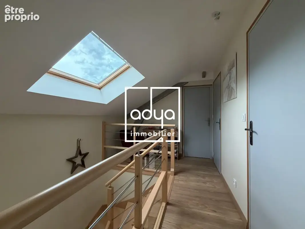 Maison 142 m² à La Suze-Sur-Sarthe  - photo 9