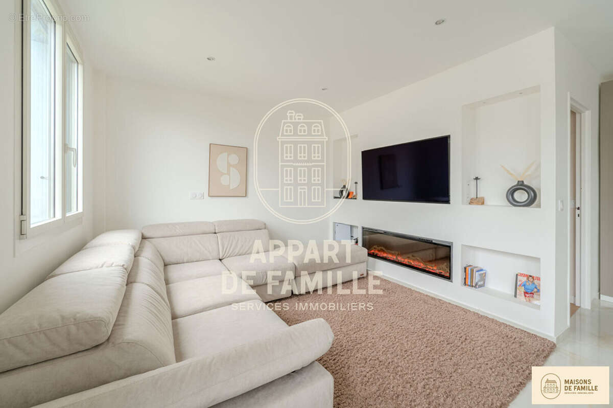 Appartement à LOUVECIENNES