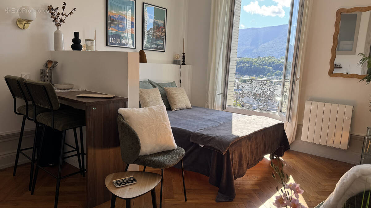 Appartement à AIX-LES-BAINS