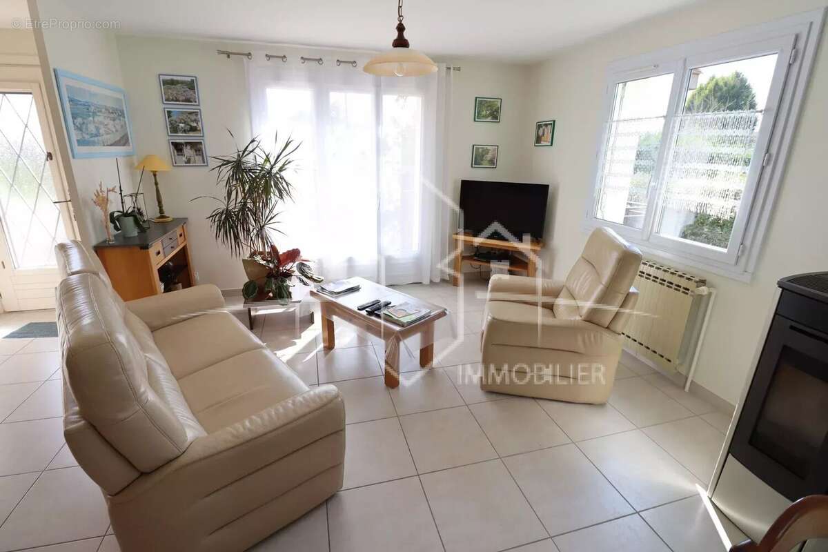 Maison à BEAUREPAIRE