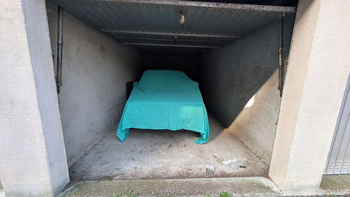 Appartement à SUMENE