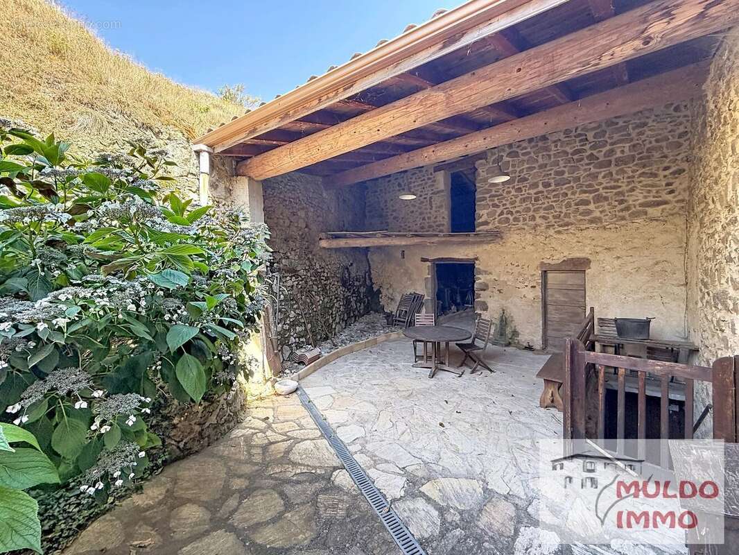 Maison à SARRAS