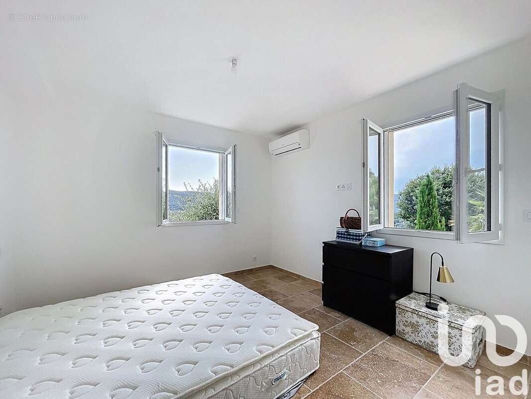 Photo 8 - Maison à BAGNOLS-EN-FORET