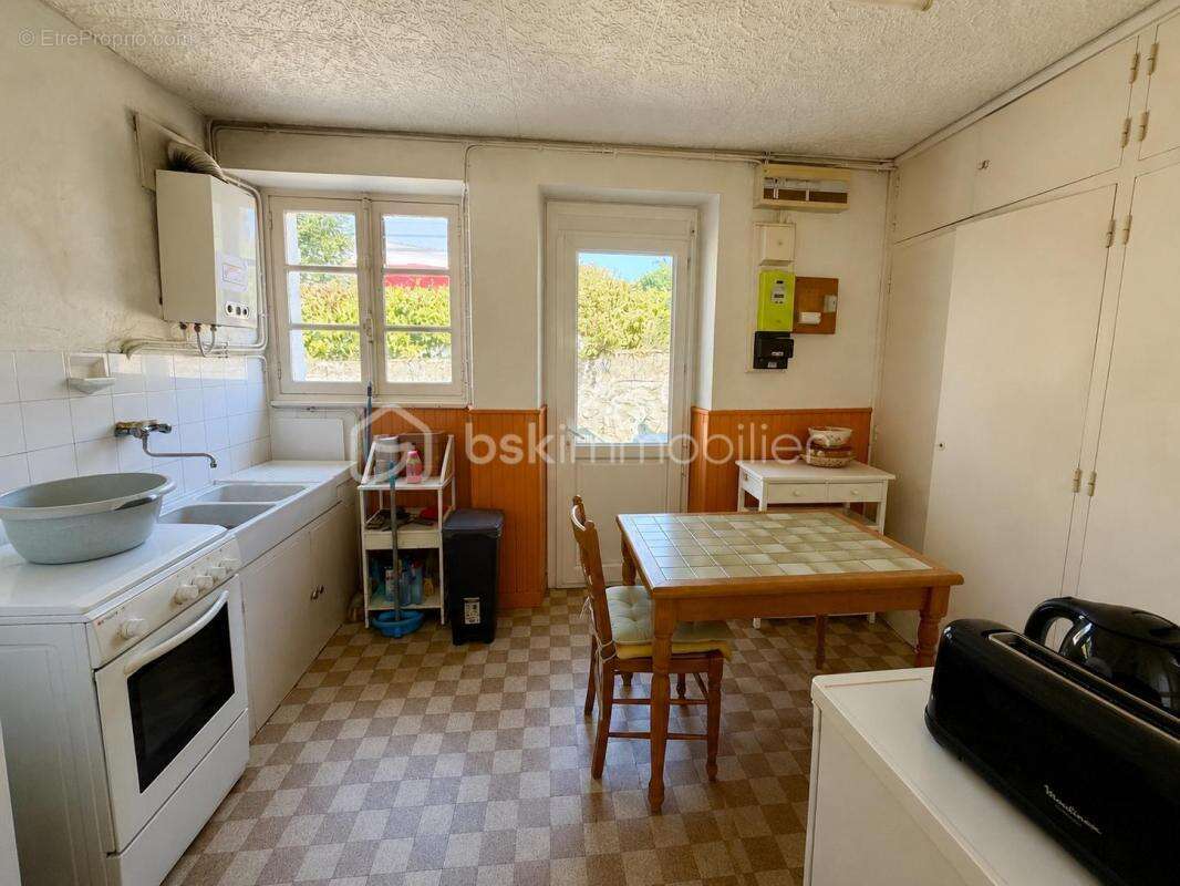 Carnac – à 1 km de la plage de beaumer – maison à rénover sur 1 230 m² de terrain constructible - photo 5
