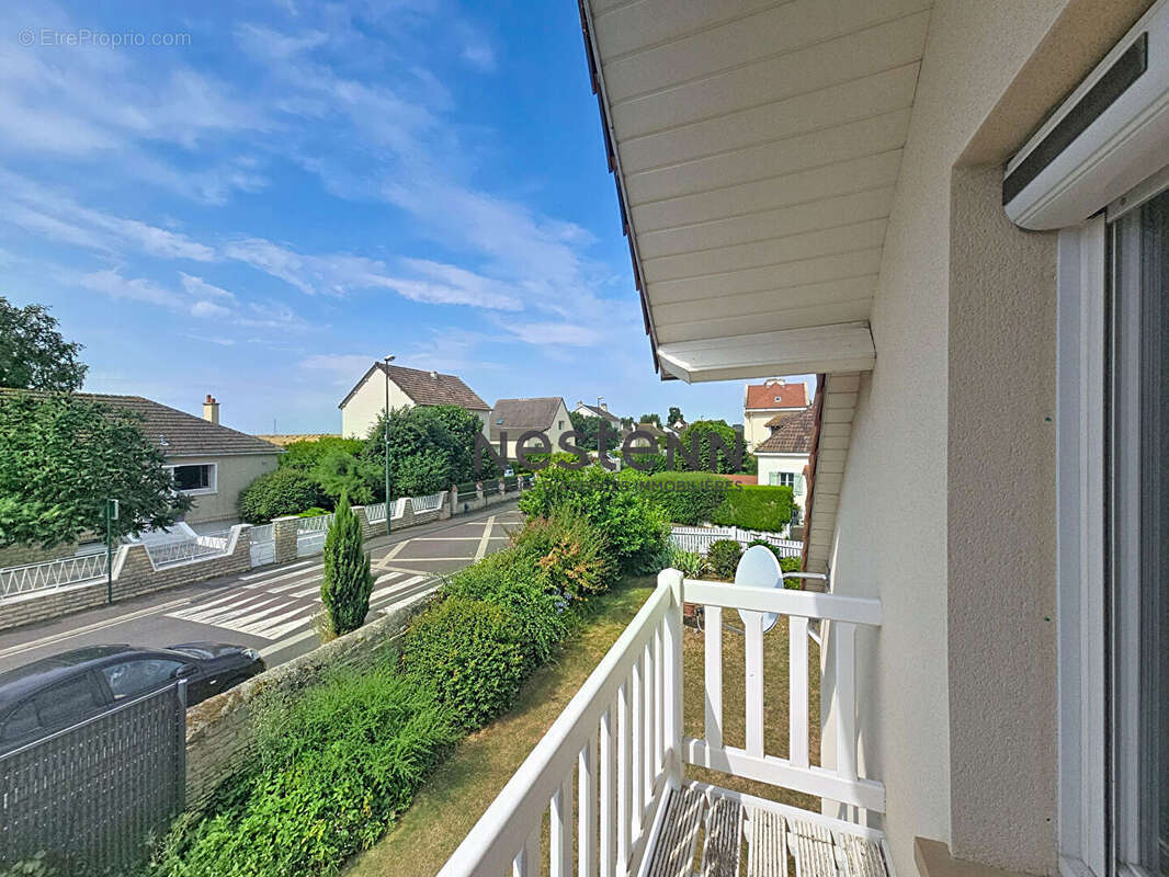 A VENDRE Maison 4 chambres avec vie de plain-pied sous-sol total à Escoville - photo 13
